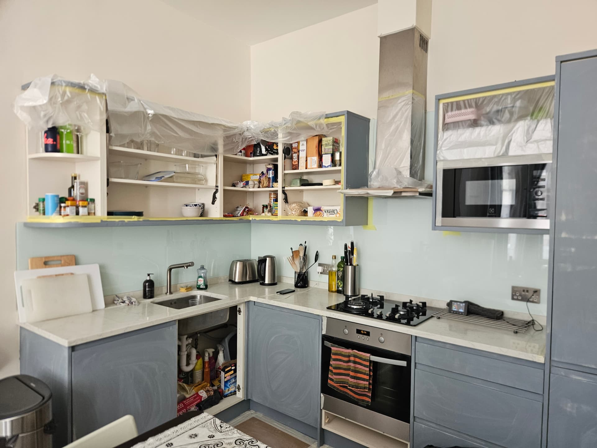 Before — Maida Vale kitchen transformation in farrow & ball treron, original condition before painting.